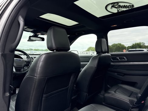 Used 2018 Ford Explorer Sport w/ Equipment Group 401A image 31