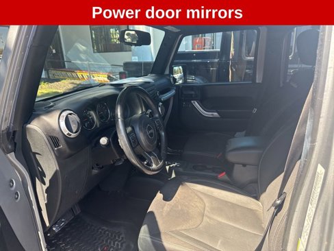 Used 2015 Jeep Wrangler Unlimited Sahara w/ Connectivity Group image 11