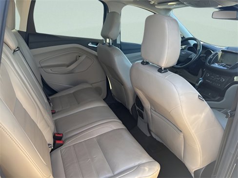 Used 2019 Ford Escape Titanium image 8
