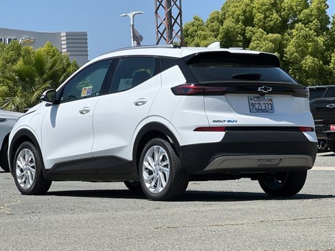 Used 2022 Chevrolet Bolt EUV LT w/ Driver Confidence Package image 6