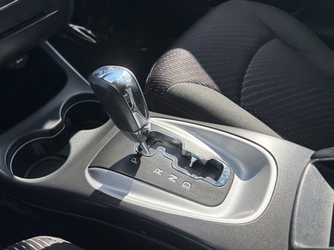 Used 2019 Dodge Journey SE image 18