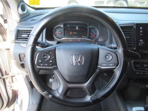Used 2020 Honda Pilot EX image 16