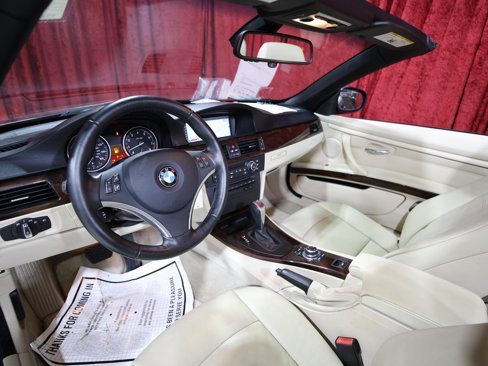 Used 2011 BMW 328i Convertible image 14