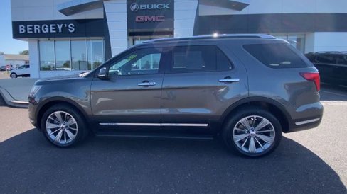 Used 2018 Ford Explorer Limited w/ Ford Safe & Smart Package image 5