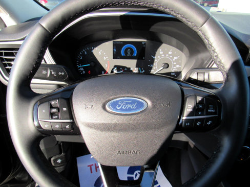 Used 2022 Ford Escape SE w/ SE Sport Appearance Package image 11