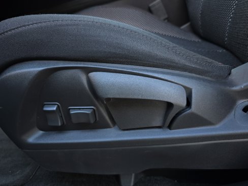 Used 2017 Chevrolet Equinox LS image 24