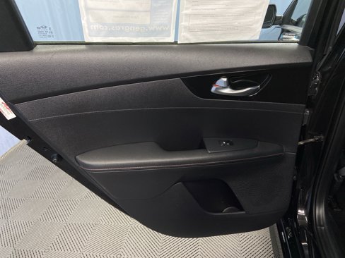 Used 2021 Kia Forte GT image 23