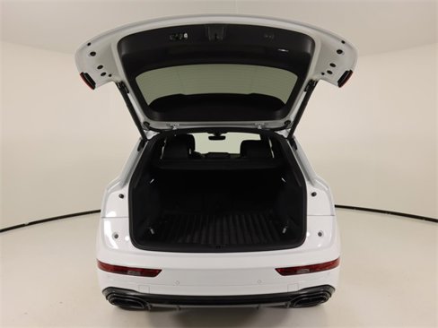 Used 2025 Audi Q5 2.0T Premium Plus image 24