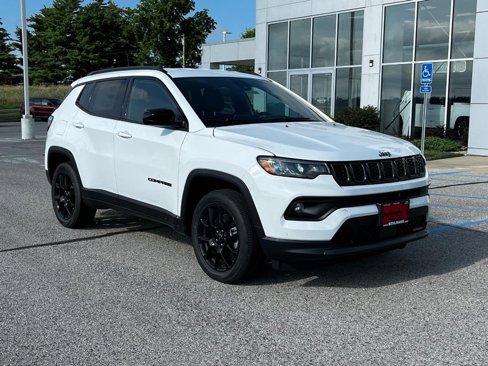 New 2025 Jeep Compass Latitude w/ Altitude Special Edition image 2