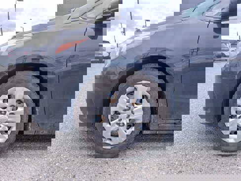 Used 2018 Kia Forte LX image 10