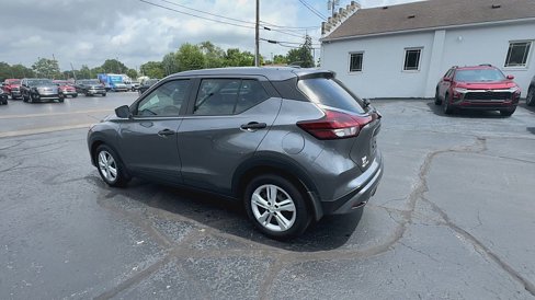 Used 2024 Nissan Kicks S image 6