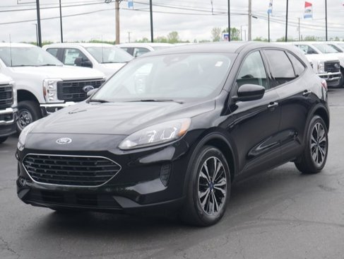 Used 2022 Ford Escape SE w/ SE Sport Appearance Package image 6