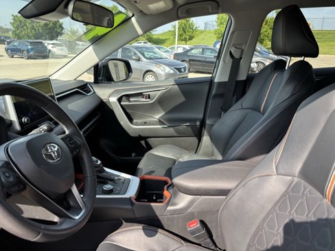 Used 2024 Toyota RAV4 Adventure image 23
