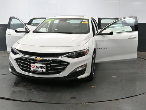 Used 2023 Chevrolet Malibu LT image 60