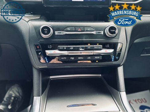 Used 2020 Ford Explorer Limited image 21