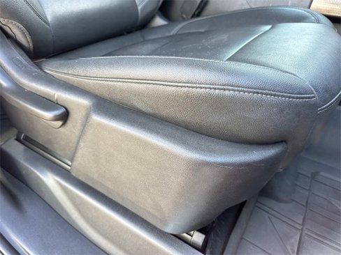 Used 2022 Chevrolet Silverado 1500 RST w/ Convenience Package II image 9