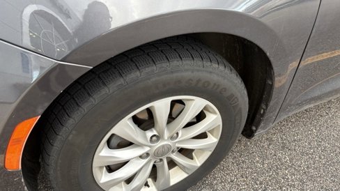 Certified 2019 Chrysler Pacifica Touring Plus image 3