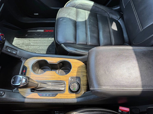 Used 2017 GMC Acadia Denali w/ Technology Package image 23