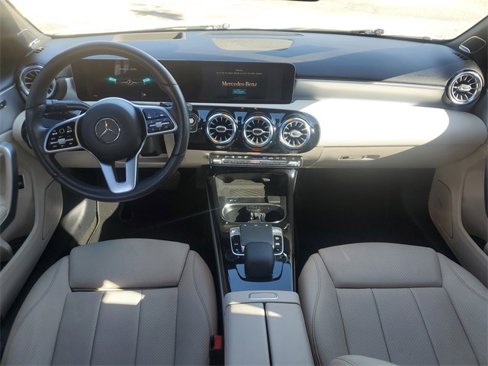 Used 2019 Mercedes-Benz A 220 image 18