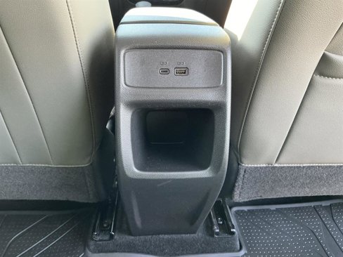 Used 2024 Chevrolet Trax ACTIV w/ Sunroof Package image 17