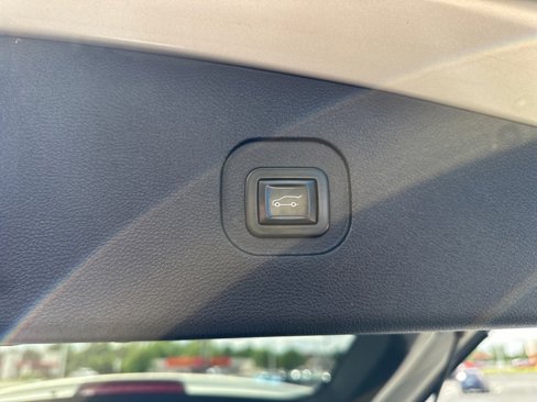 Used 2015 Chevrolet Equinox LT w/ Power Convenience Package image 21
