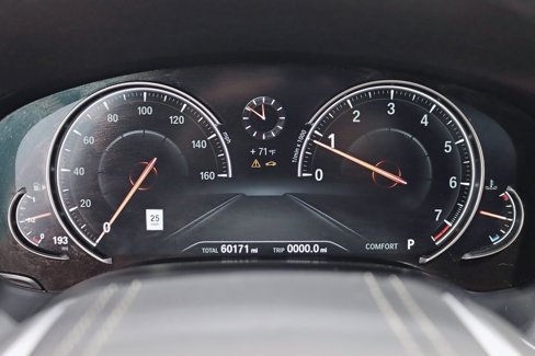 Used 2016 BMW 750i xDrive image 13