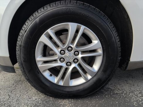 Used 2020 Buick Enclave Essence image 25
