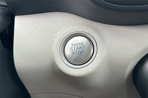 New 2025 Hyundai Venue SEL image 18