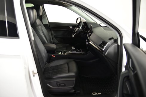 Used 2018 Audi Q5 2.0T Premium image 21