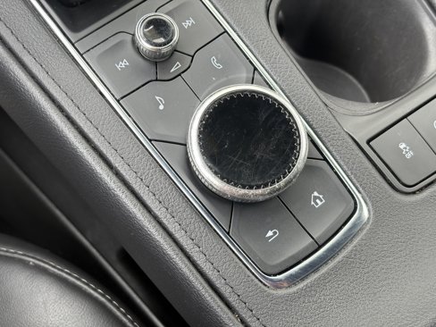 Certified 2023 Cadillac XT4 Premium Luxury image 26