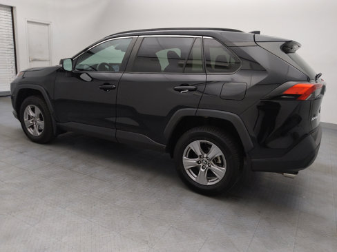 Used 2022 Toyota RAV4 XLE image 3