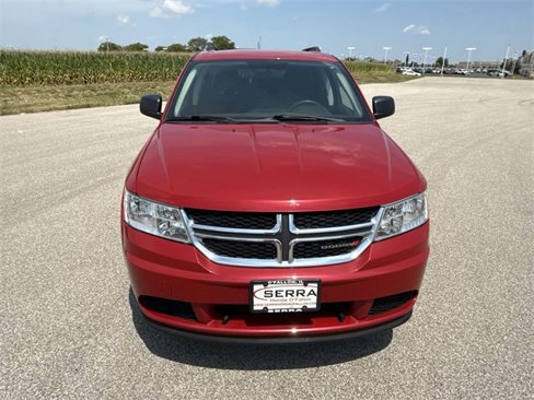 Used 2018 Dodge Journey SE image 16