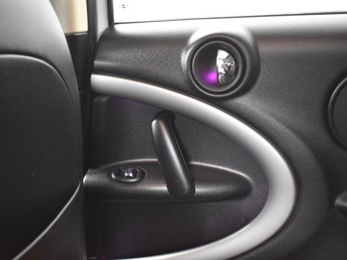 Used 2014 MINI Cooper Countryman image 23