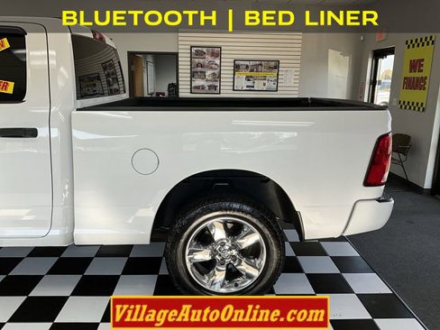 Used 2017 RAM 1500 Express image 9
