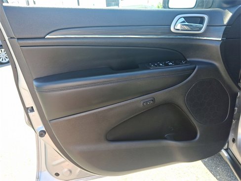 Used 2021 Jeep Grand Cherokee Limited w/ Premium Lighting Group image 13