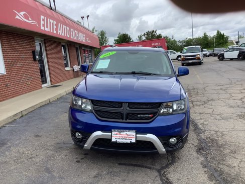 Used 2015 Dodge Journey Crossroad w/ Flexible Seating Group image 2