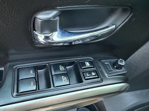 Used 2015 Nissan Armada SL image 21