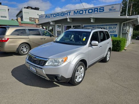 Used 2009 Subaru Forester 2.5X Limited image 2