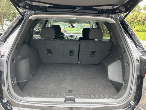 Used 2023 Chevrolet Equinox LT image 44