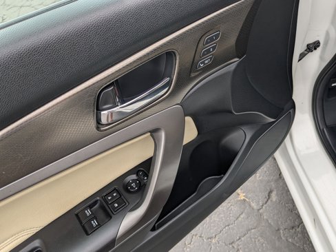 Used 2017 Honda Accord EX-L image 15