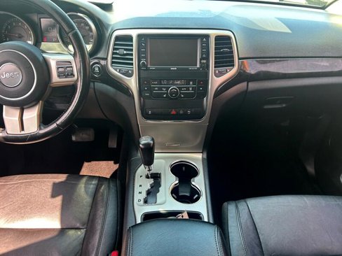 Used 2012 Jeep Grand Cherokee Laredo image 11