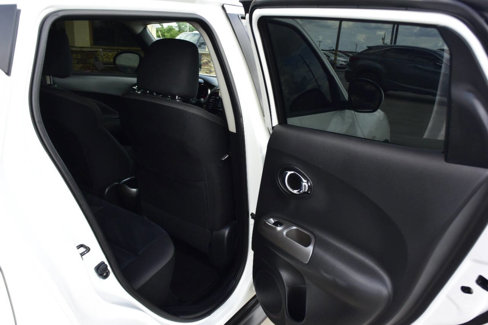 Used 2014 Nissan Juke SV image 31
