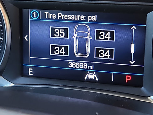 Certified 2022 GMC Terrain SLE w/ Driver Convenience Package image 19