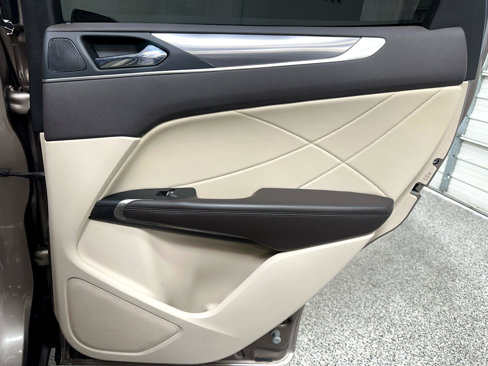 Used 2019 Lincoln MKC Premiere image 22