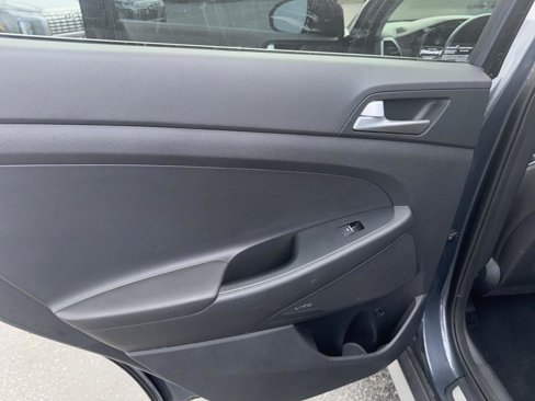 Used 2021 Hyundai Tucson Limited image 17