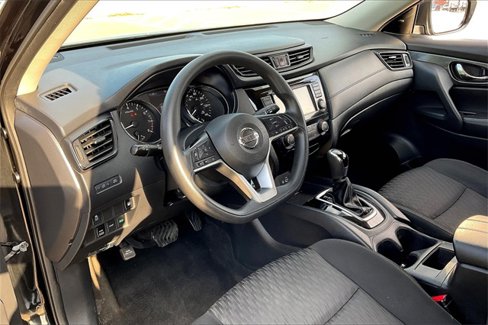 Used 2018 Nissan Rogue S image 14