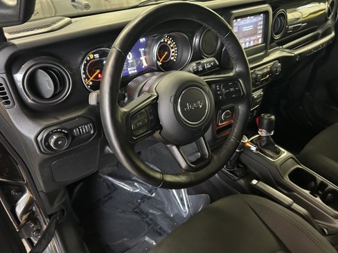 Used 2021 Jeep Wrangler Unlimited Sport image 18