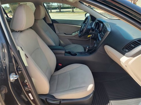 Used 2015 Kia Optima LX image 30