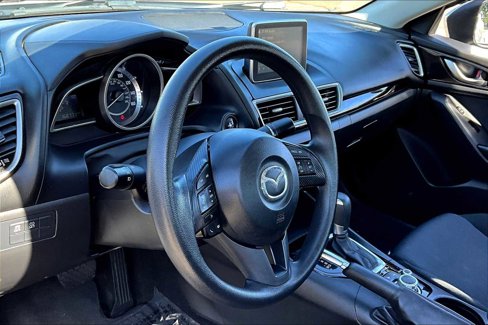 Used 2016 MAZDA MAZDA3 i Sport image 17
