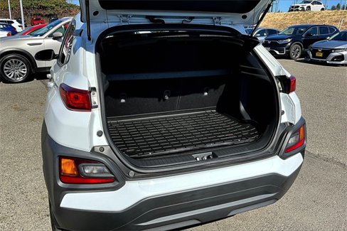 Used 2021 Hyundai Kona SEL Plus w/ Cargo Package image 25